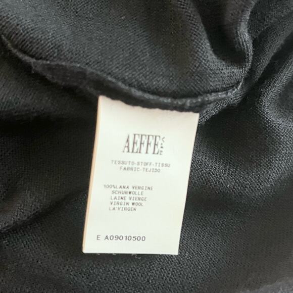 Moschino Black Virgin Wool Rosette Long Sleeve Crewneck Pullover Sweater Size S - Picture 6 of 6